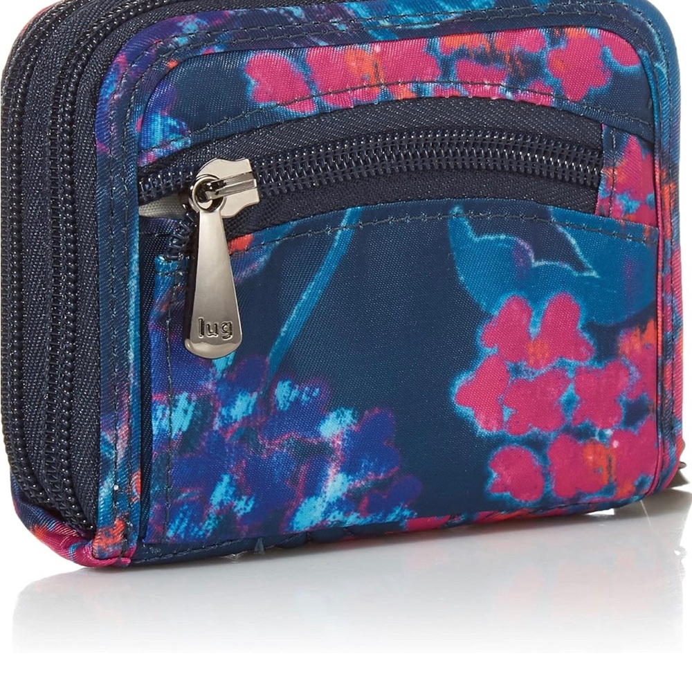 Lug Carousel Crossbody & Splits Wallet Hydrangea Navy - Picture 12 of 16